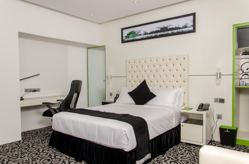 Executive Inn Dhaka Bagian luar foto