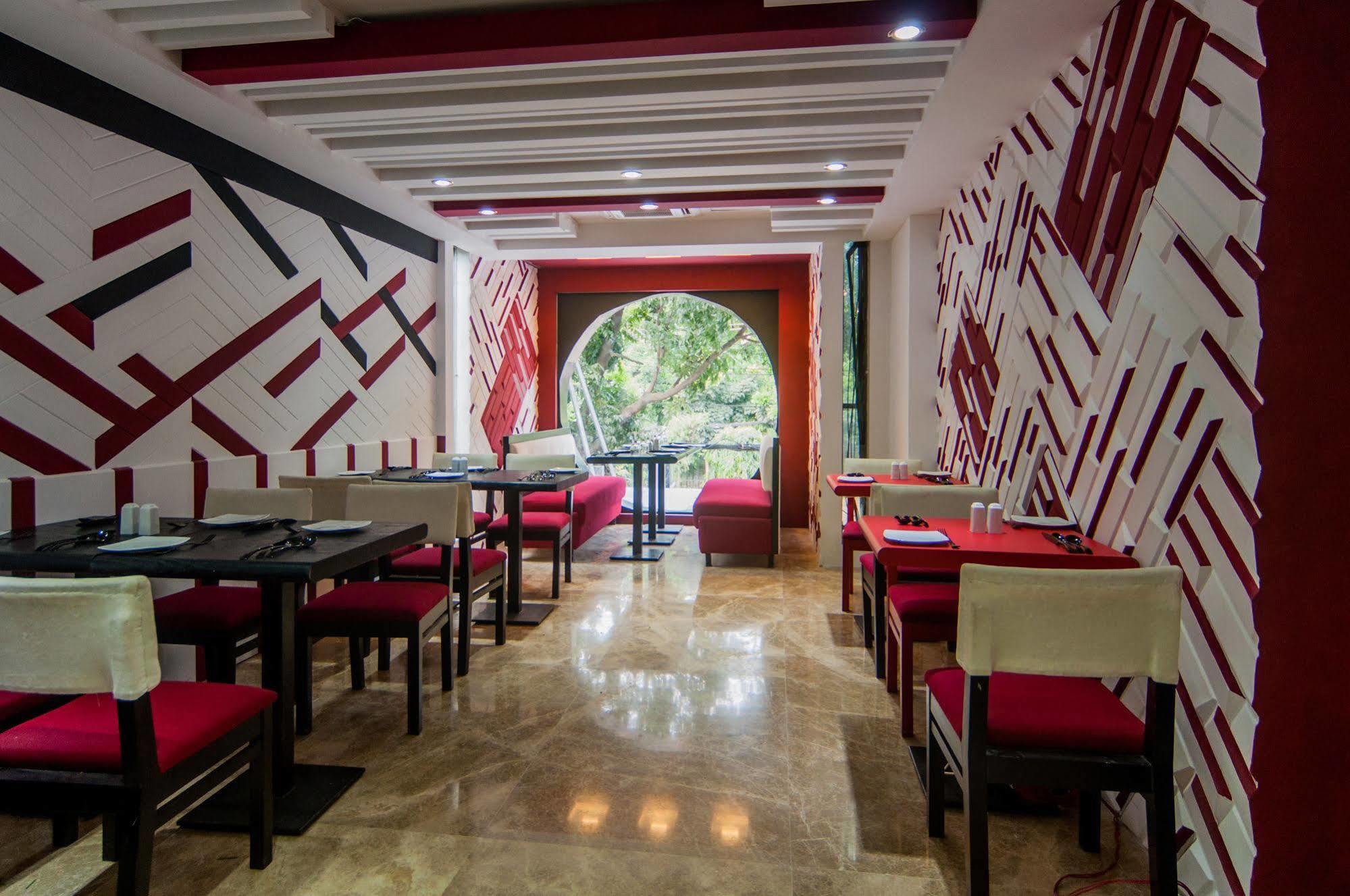 Executive Inn Dhaka Bagian luar foto